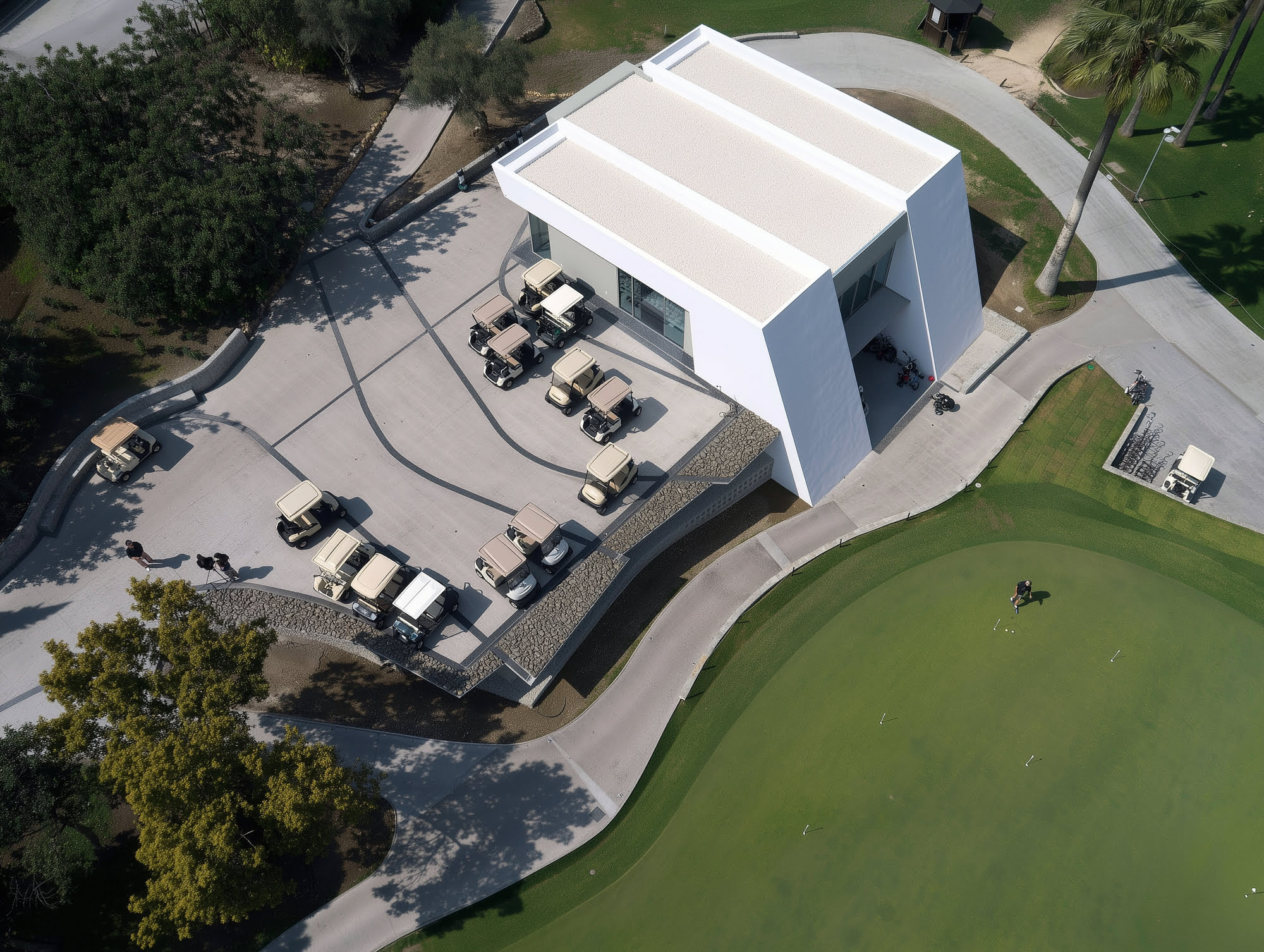 Aerial perspective of R.C. Golf Guadalmina Clubhouse showing terraces, access areas and its relationship with the golf course